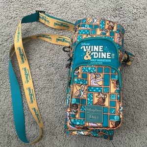Lug Huggie SE Crossbody Bottle Holder runDisney Wine and Dine 2023